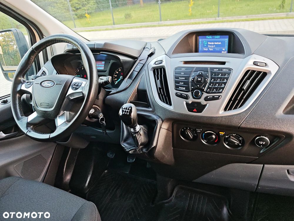 Ford TRANSIT CUSTOM - 23
