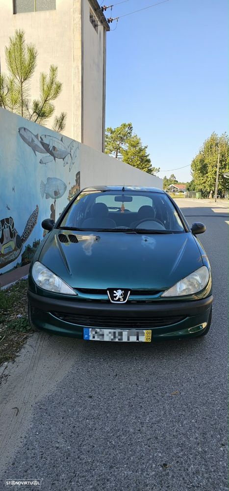Peugeot 206 - 1