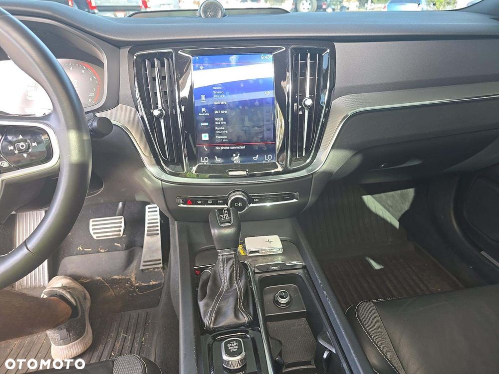 Volvo S60 T6 AWD R-Design - 7