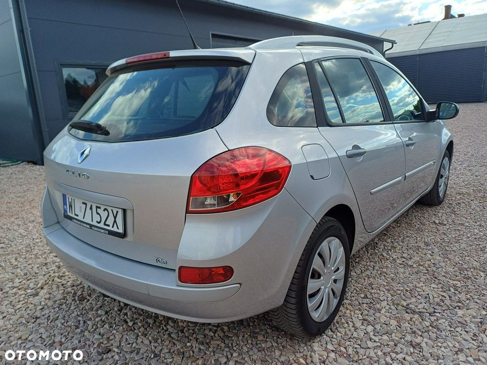 Renault Clio - 13