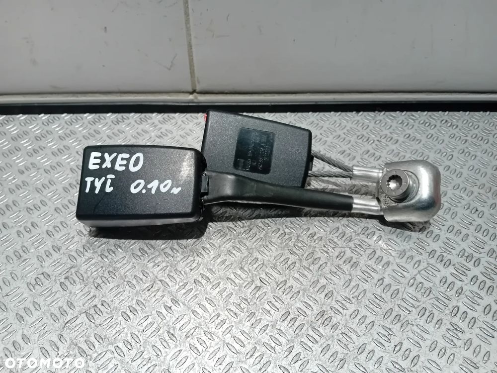 zapinka pasów tylnej kanapy Seat Exeo kombi 2010 3R0857739A - 1