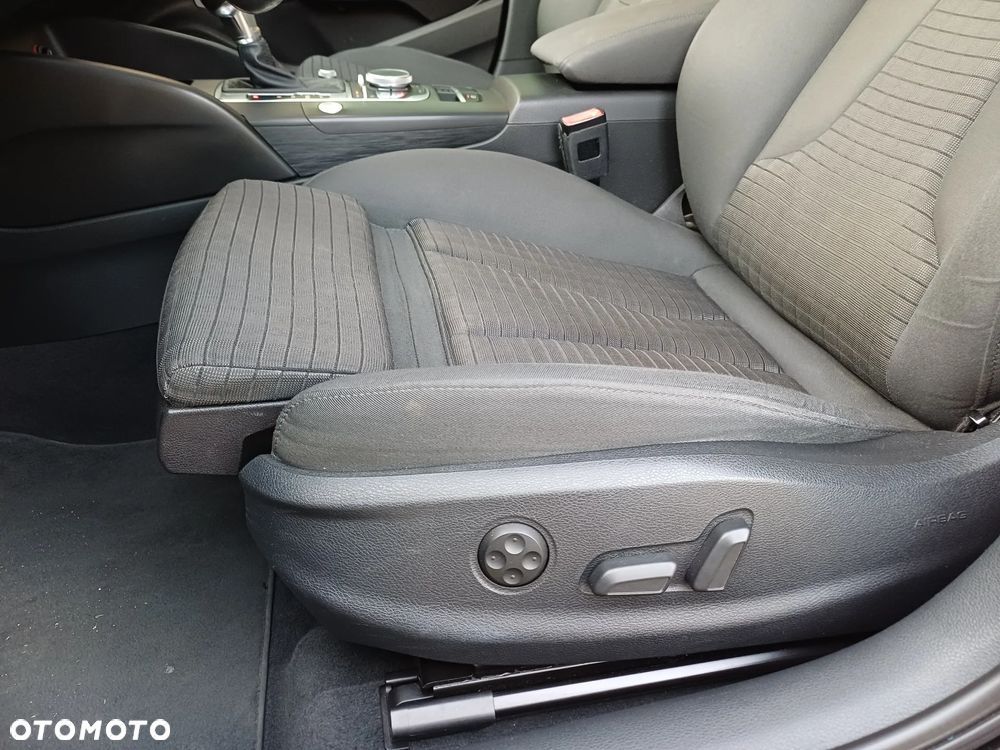 Audi A3 Limousine 2.0 TDI clean diesel Quattro Ambition S tronic - 37