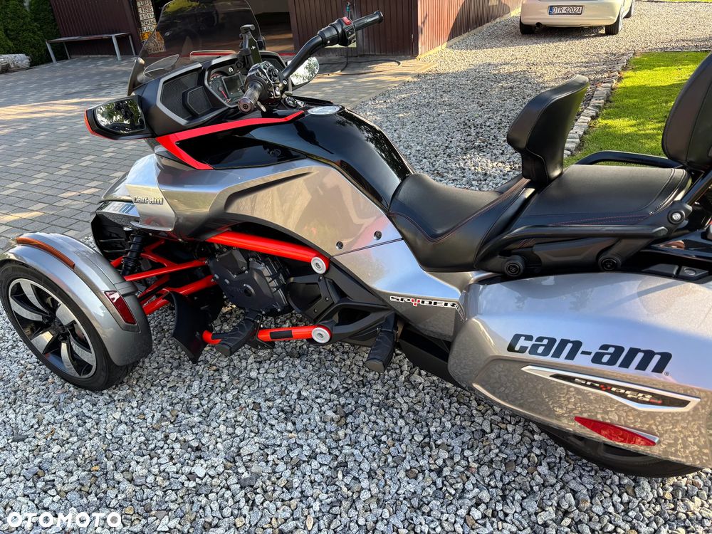 Can-Am Spyder - 5