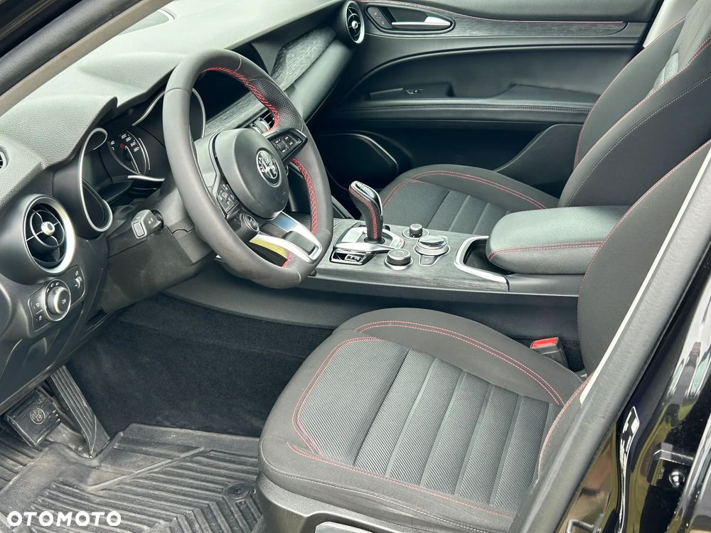 Alfa Romeo Stelvio 2.2 16V AT8 Business - 9