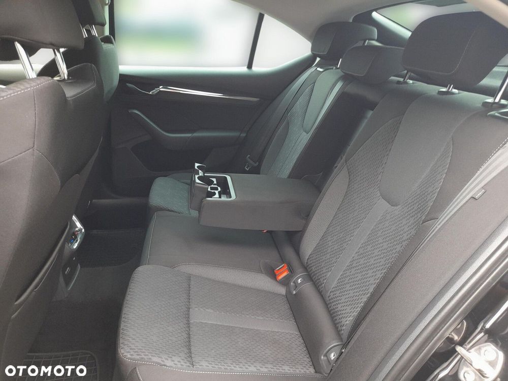 Skoda Octavia 2.0 TDI Style DSG - 18