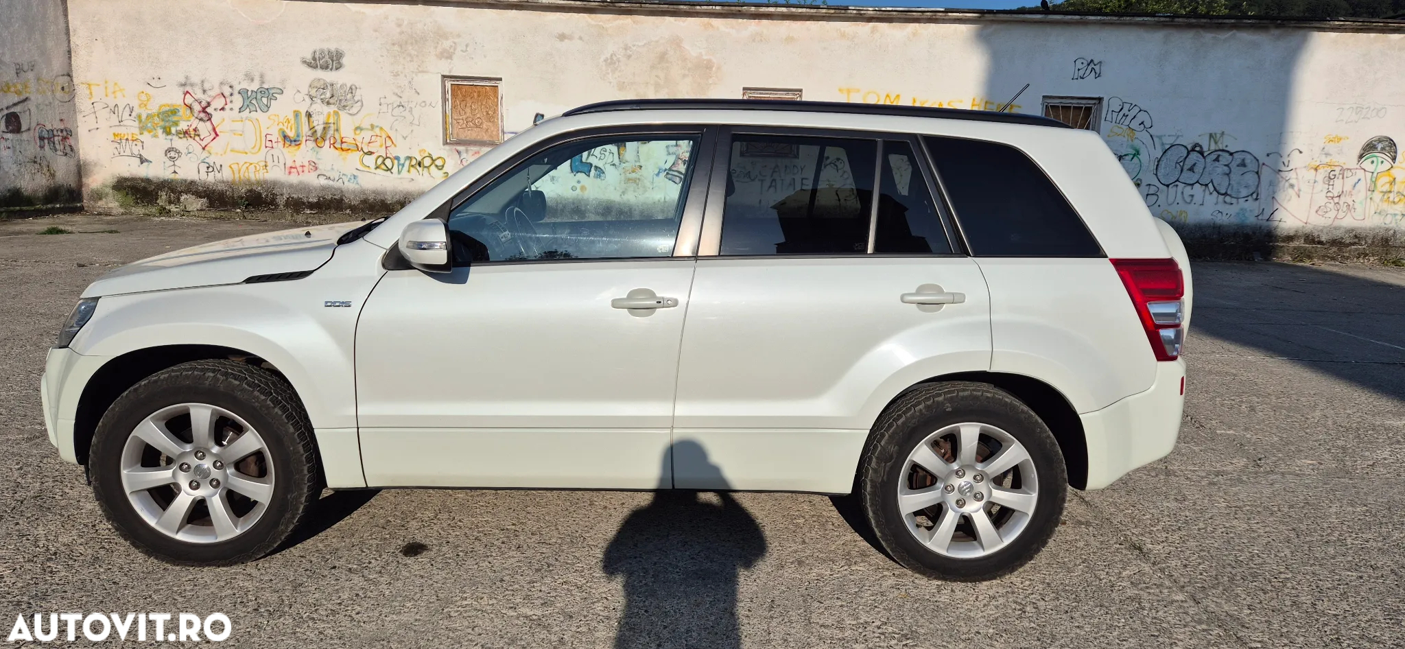 Suzuki Grand Vitara 1.9 DDIS JLX Navi - 3