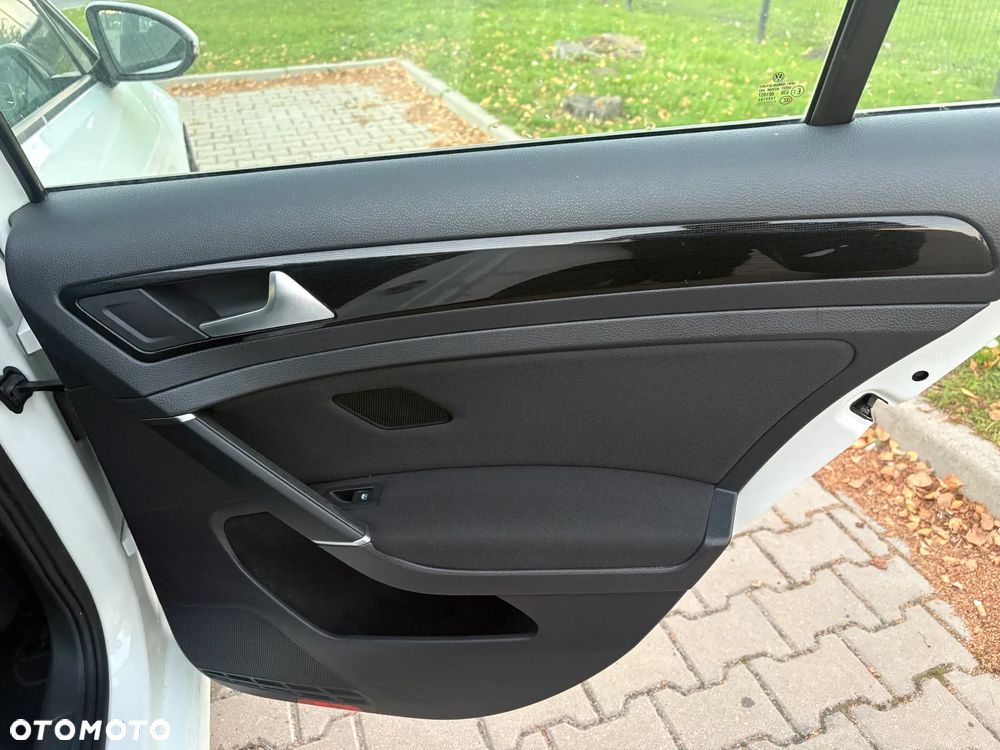Volkswagen Golf 1.4 TSI DSG Sound - 19