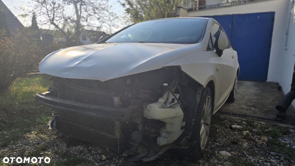 Seat Ibiza SC 1.2 TSI FR - 4