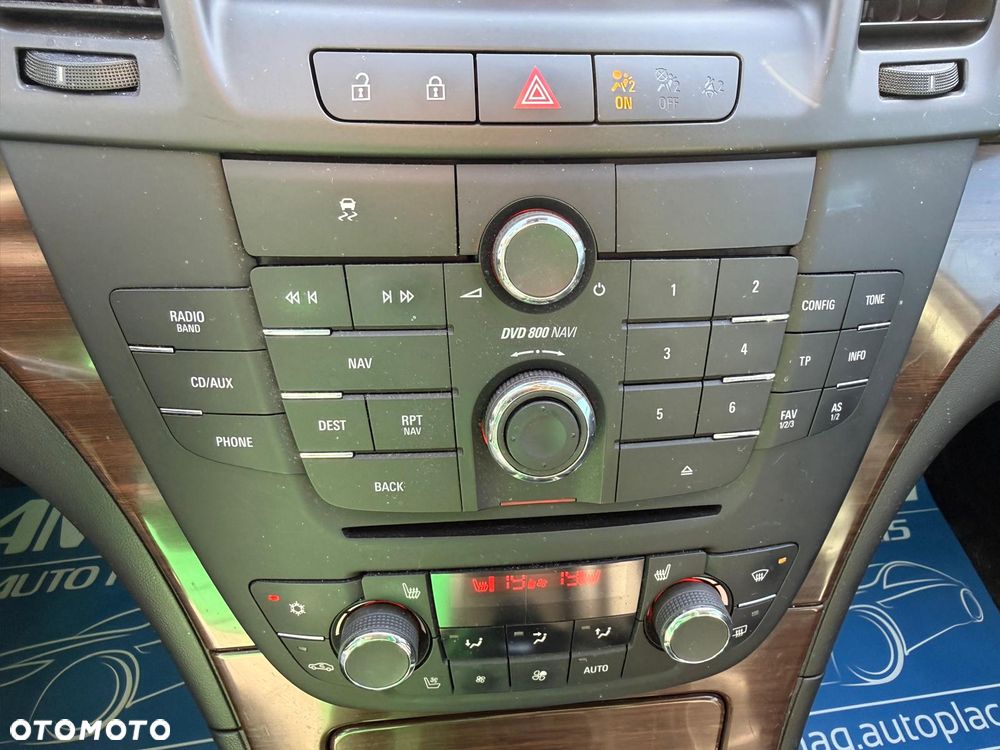 Opel Insignia 2.0 Turbo Cosmo - 26