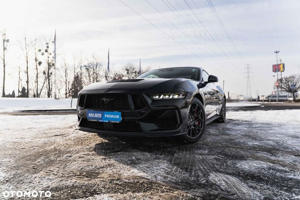 Ford Mustang - 7