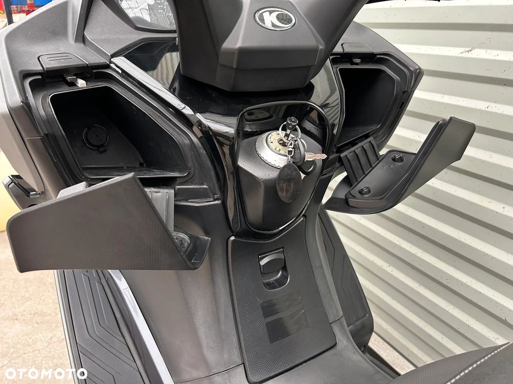 Kymco Downtown - 12