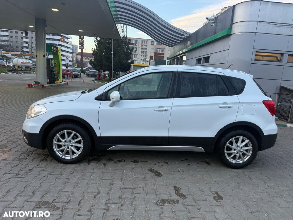 Suzuki S-Cross 1.6 DDIS 4x2 Comfort+ - 23
