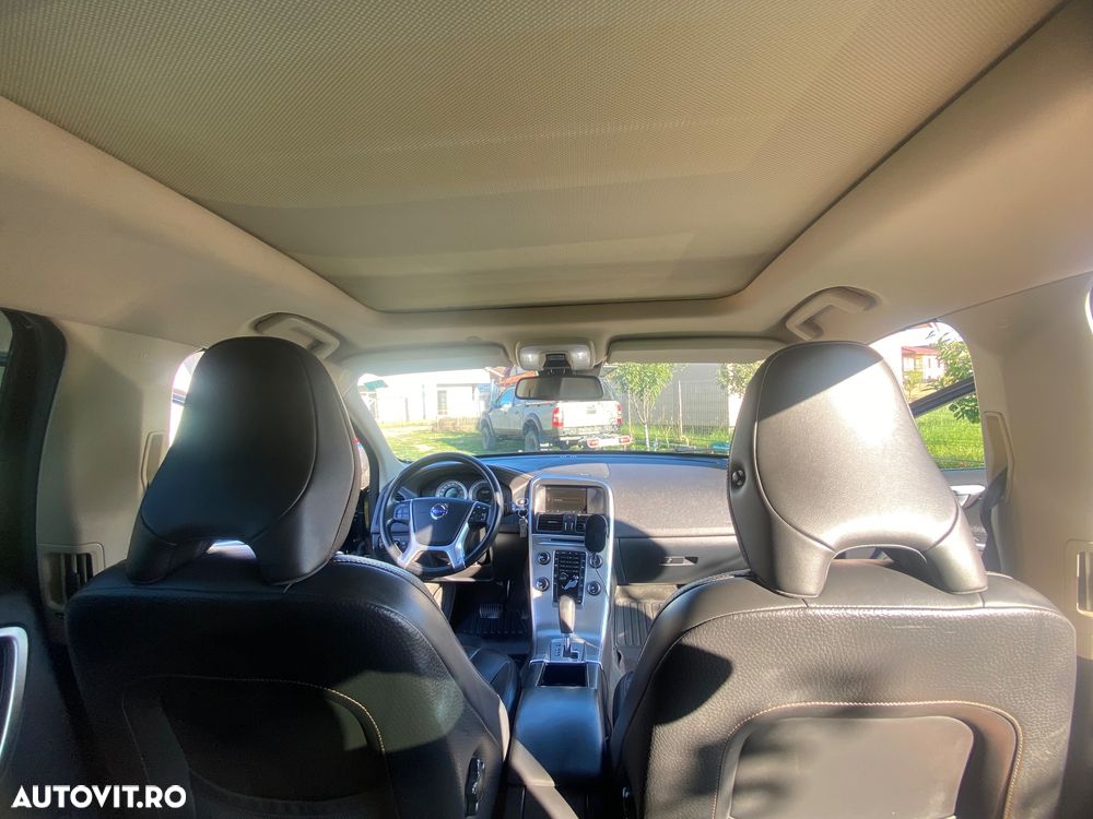 Volvo XC 60 D5 AWD Summum - 8