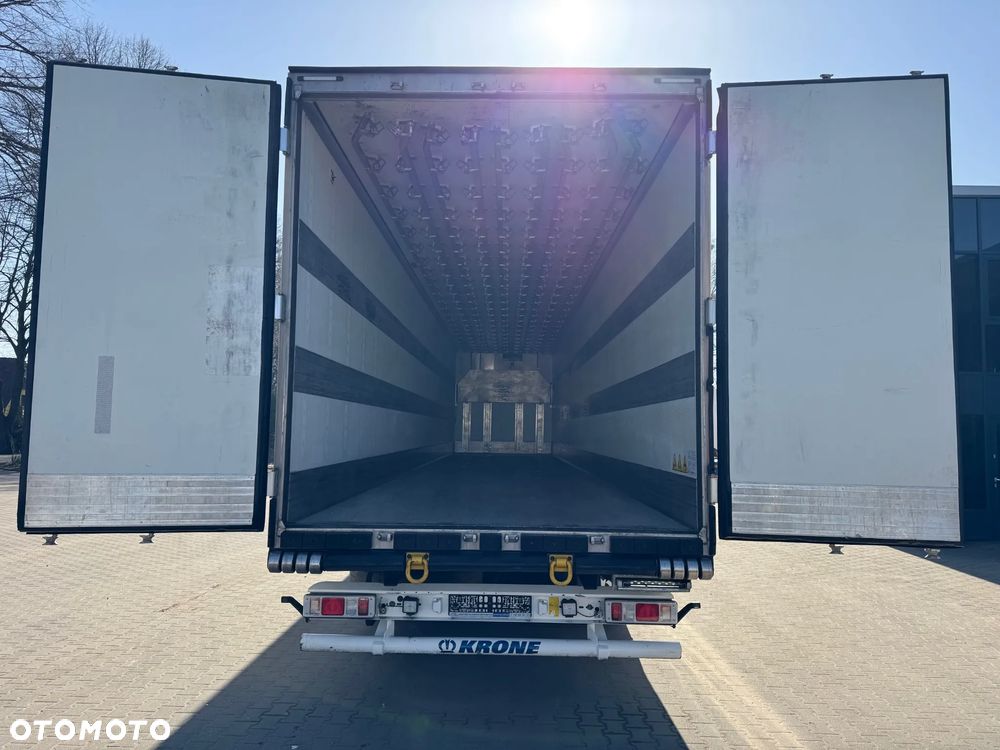 Krone Hakowa, Thermo King SLXi 400 - 9