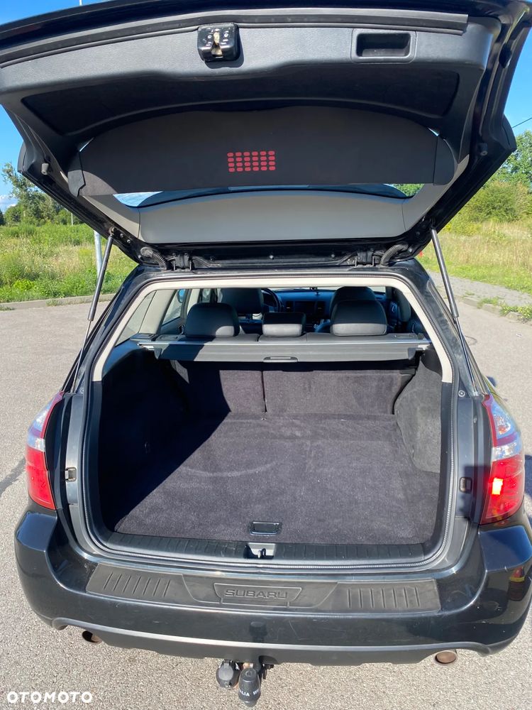 Subaru Outback - 11