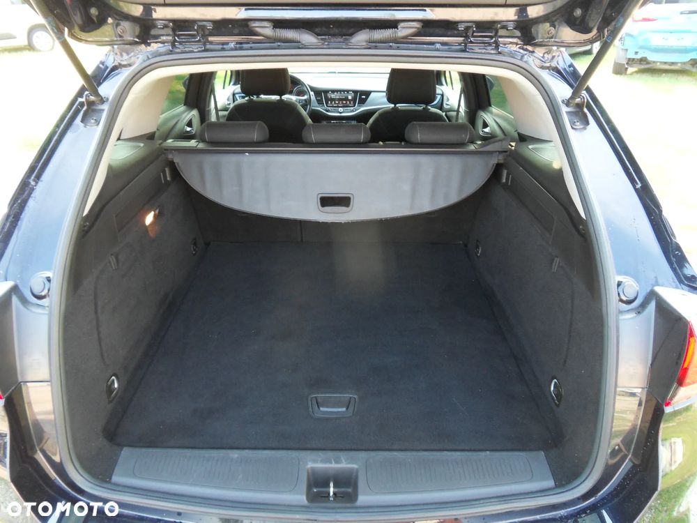 Opel Astra 1.6 D Start/Stop Innovation - 9