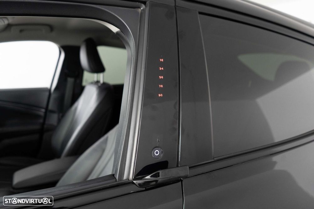 Ford Mustang Mach-E Standard - 16