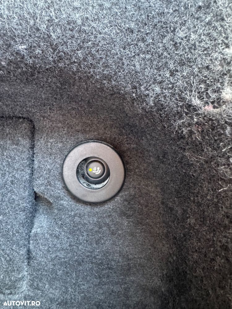 BMW Seria 5 520d - 17