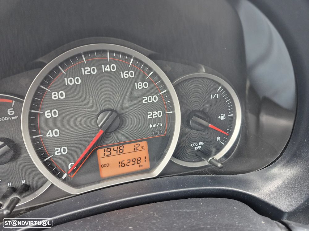 Toyota Yaris 1.4 D-4D ACtive - 11