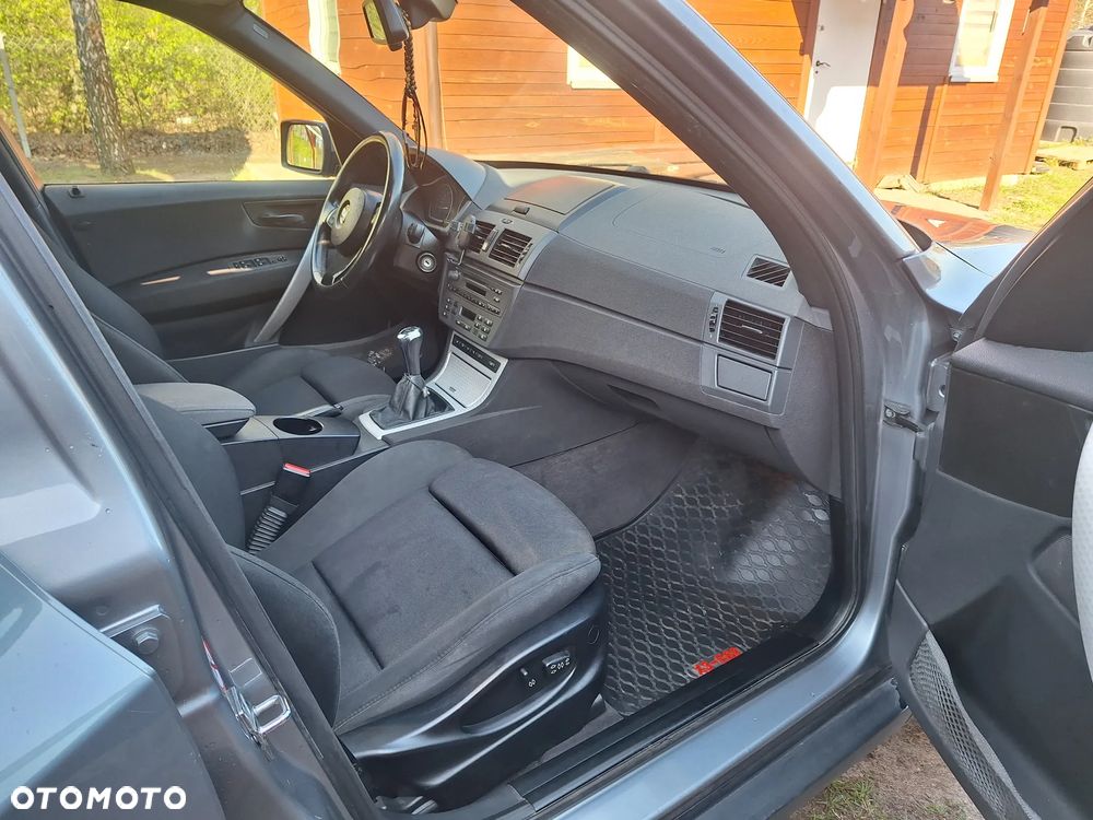 BMW X3 3.0i - 13
