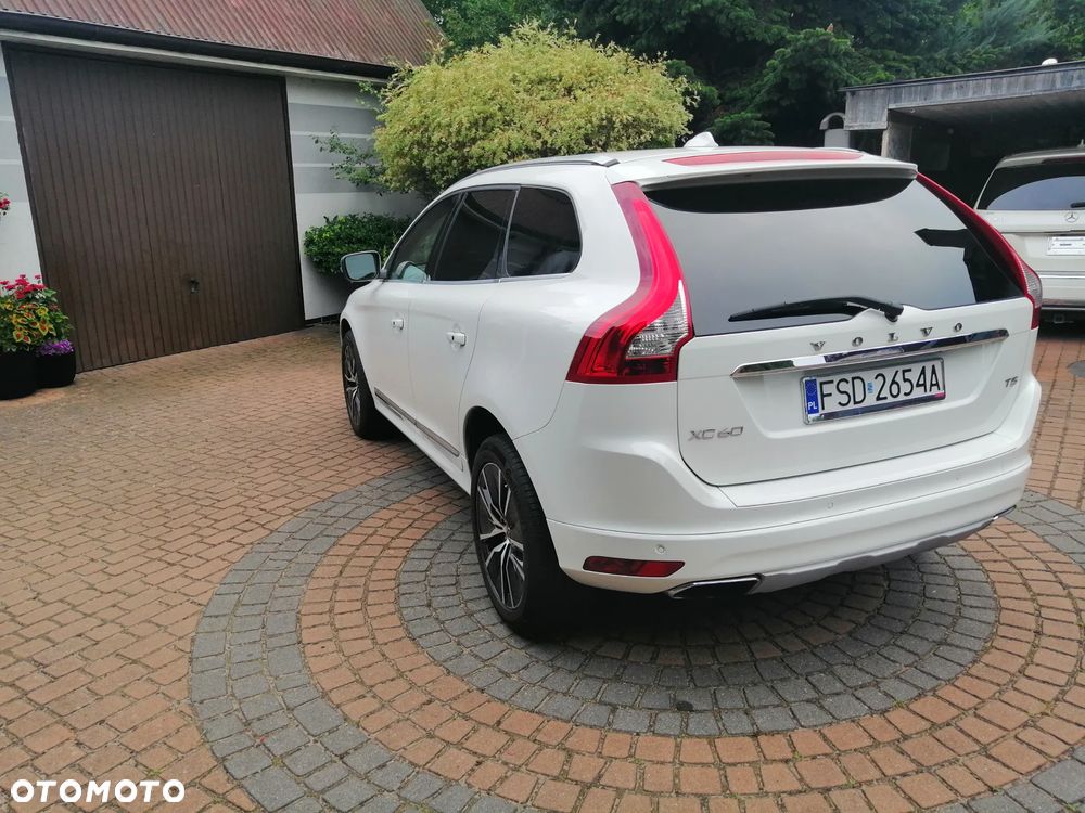 Volvo XC 60 T5 Drive-E Summum - 7