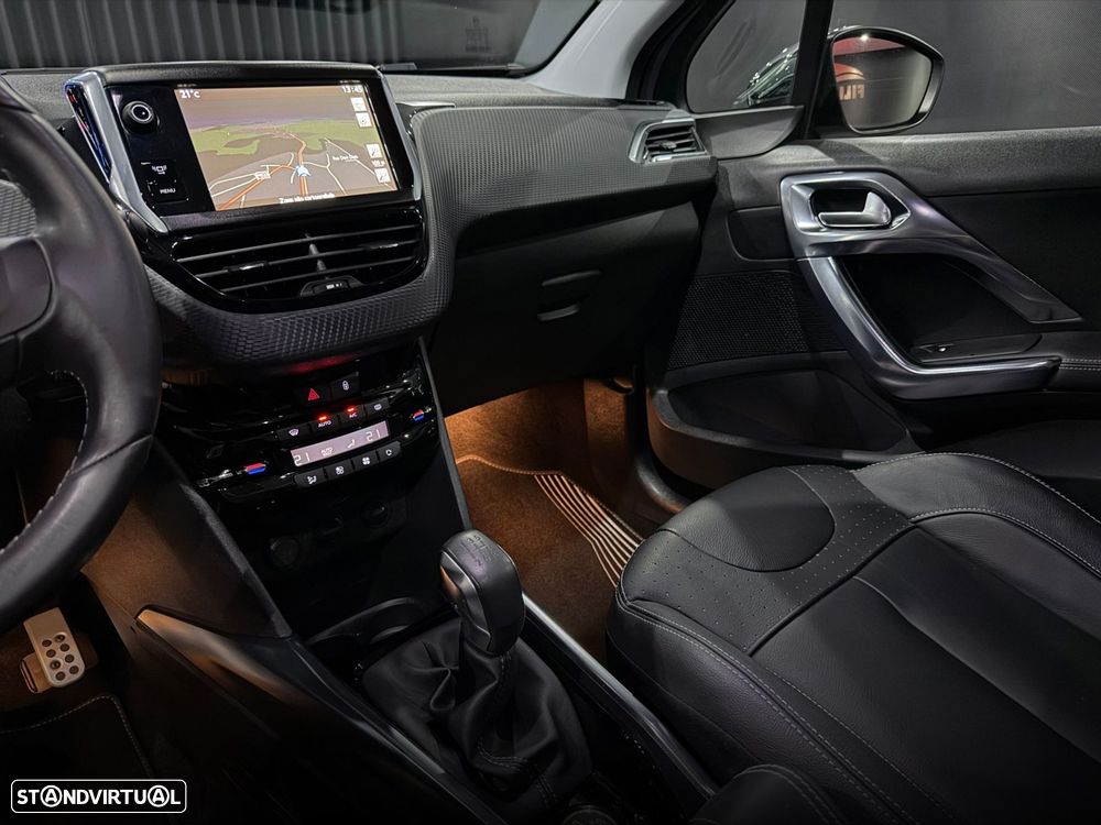 Peugeot 2008 1.6 VTi Allure - 18