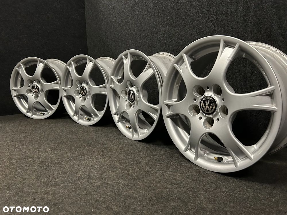Alufelgi VW Golf 5, 6, Golf Plus, Touran, Caddy 16 cali 5x112 4szt. - 1