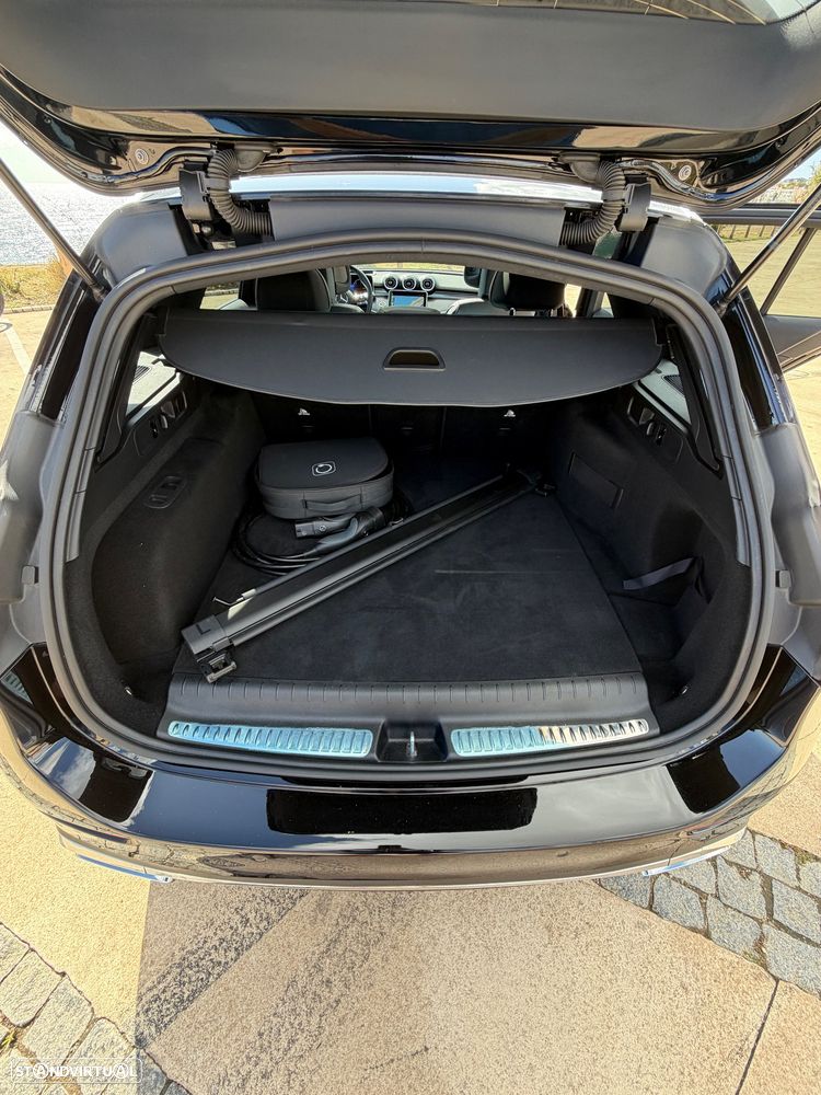 Mercedes-Benz C 300 de 4Matic T 9G-TRONIC AMG Line - 24