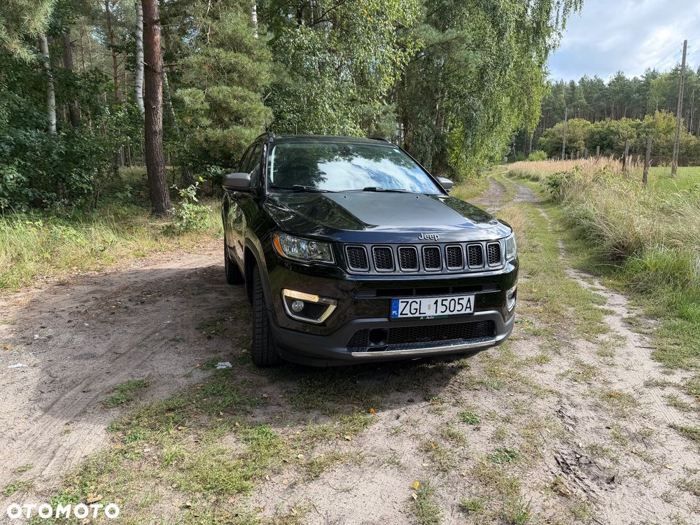 Jeep Compass - 4