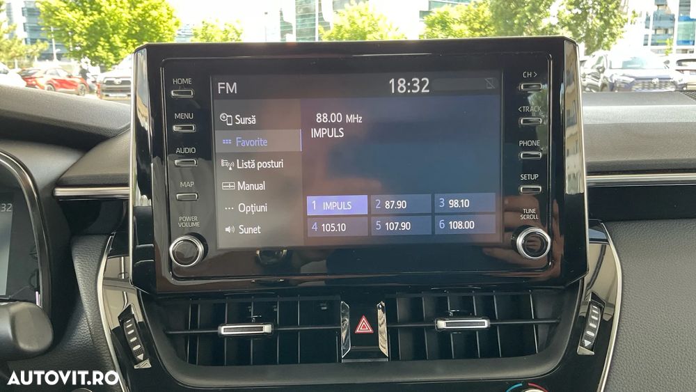 Toyota Corolla 1.8 HSD Dynamic - 14