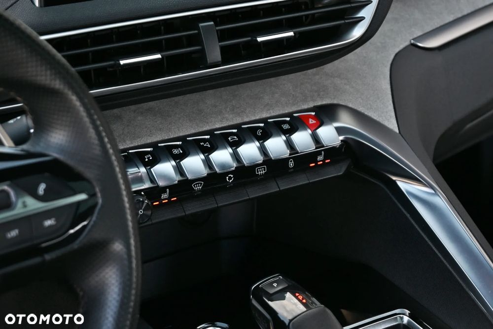 Peugeot 3008 2.0 BlueHDi GT S&S EAT8 - 36