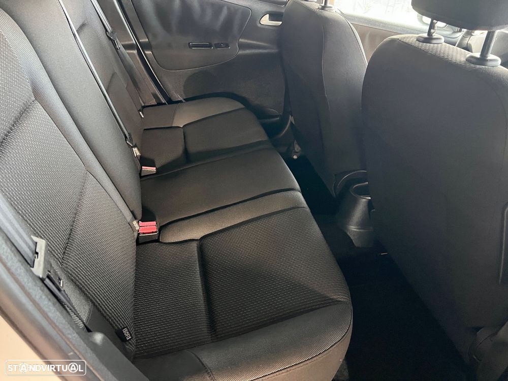 Peugeot 207 1.4 HDi Sport - 14