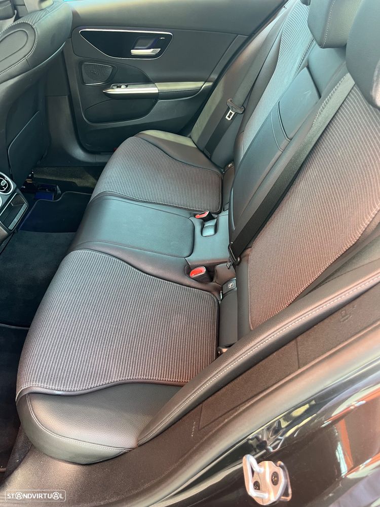 Mercedes-Benz C 300 - 11