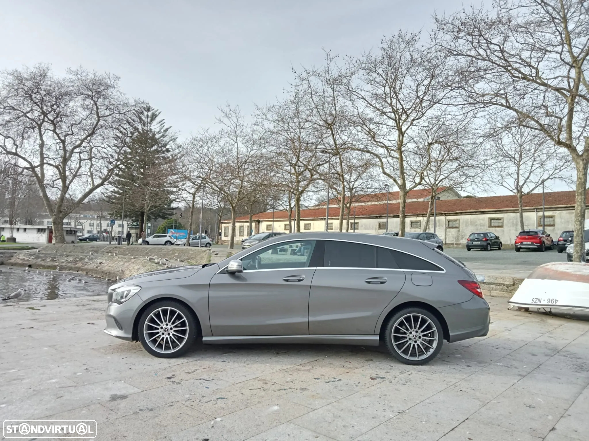 Mercedes-Benz CLA 180 Shooting Brake d 7G-DCT Urban - 21