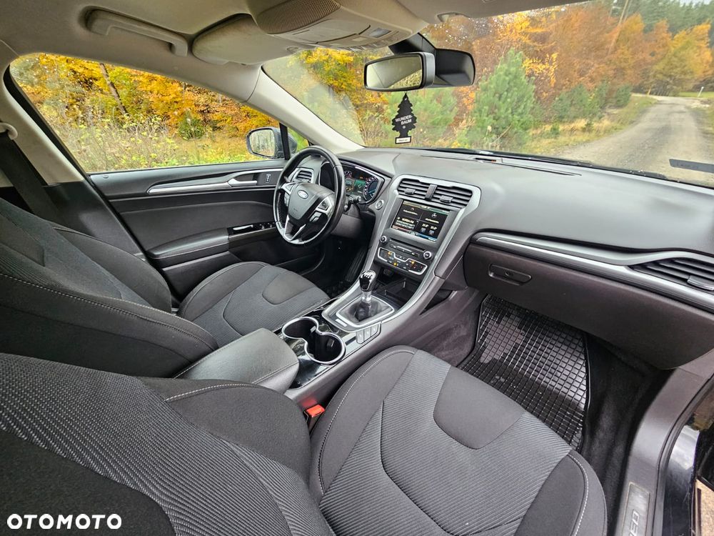 Ford Mondeo - 12