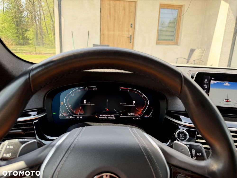 BMW Seria 5 520d Sport Line - 6