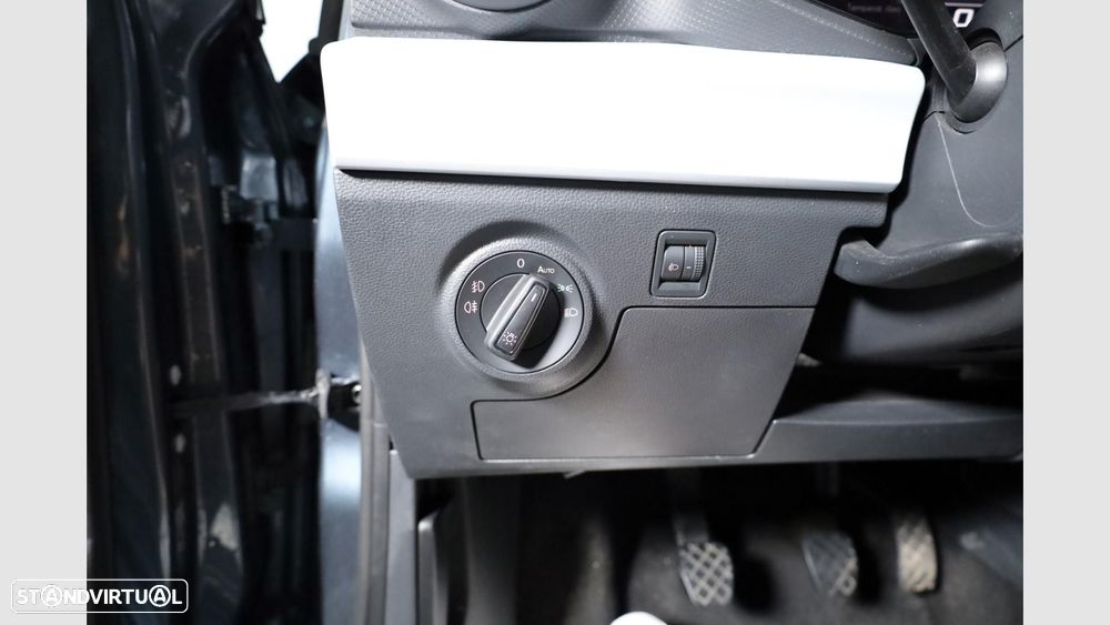 SEAT Ibiza 1.0 TSI Style — fotografia 9