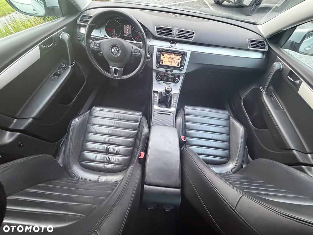 Volkswagen Passat 2.0 TDI Comfortline Optimum - 9