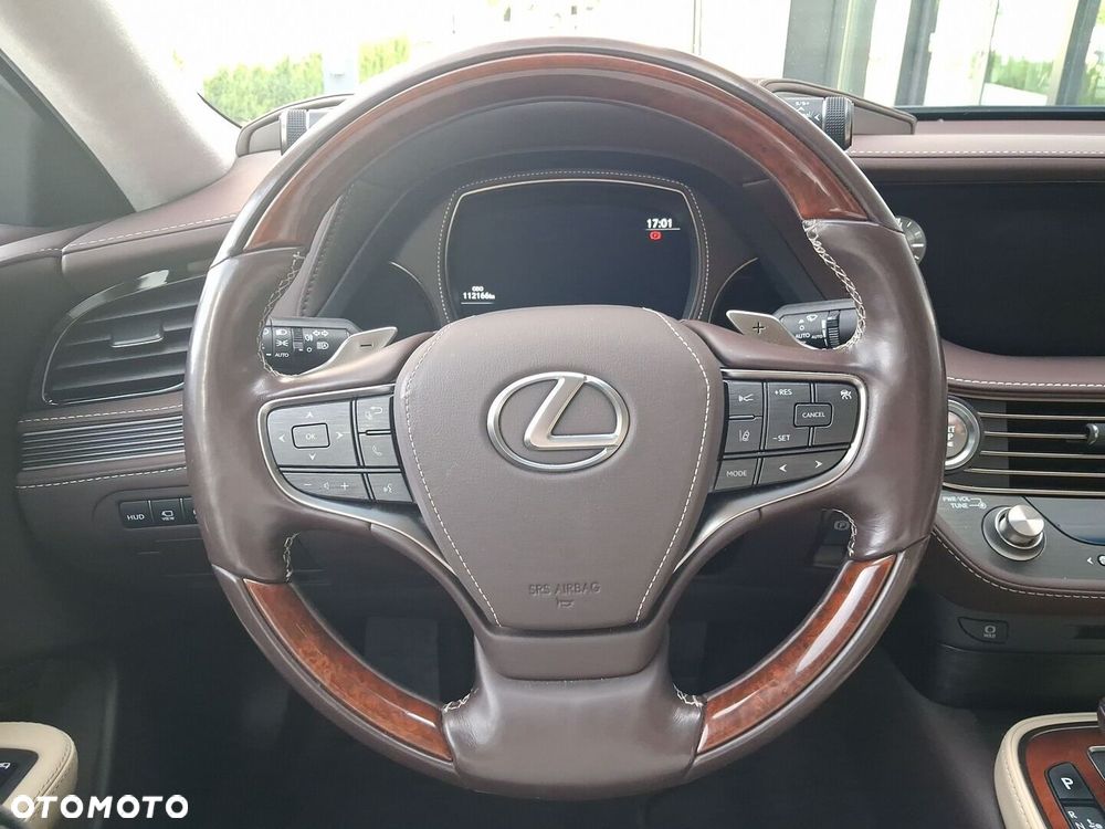 Lexus LS 500 Prestige AWD - 15