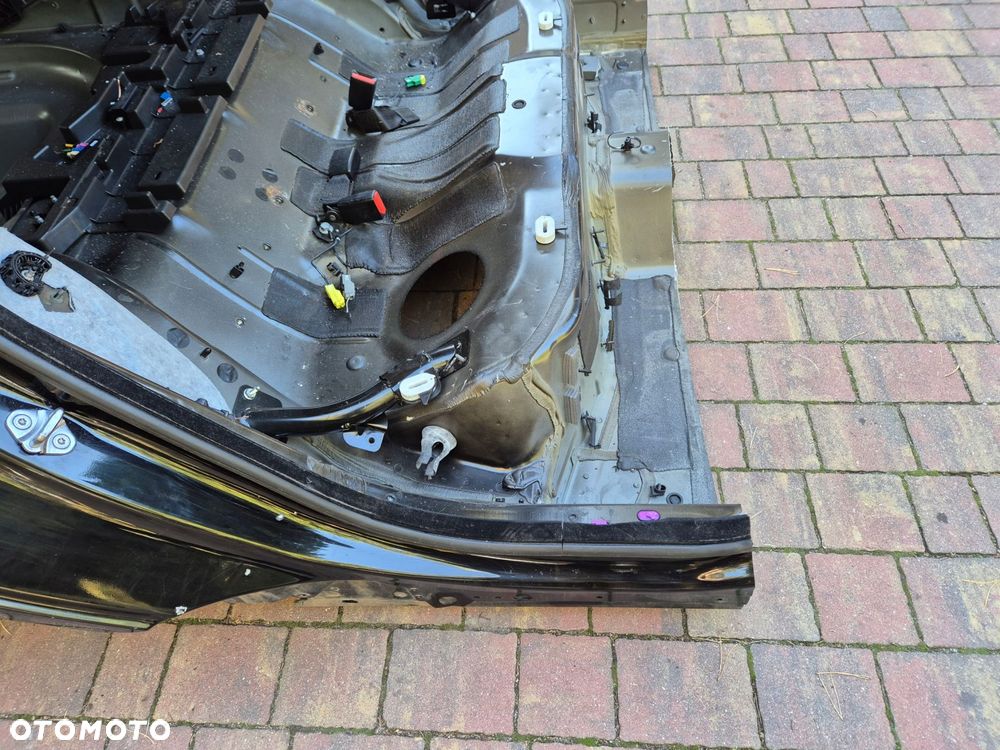 pas tyl tylny blotniki wanna jaguar xf x260 - 4