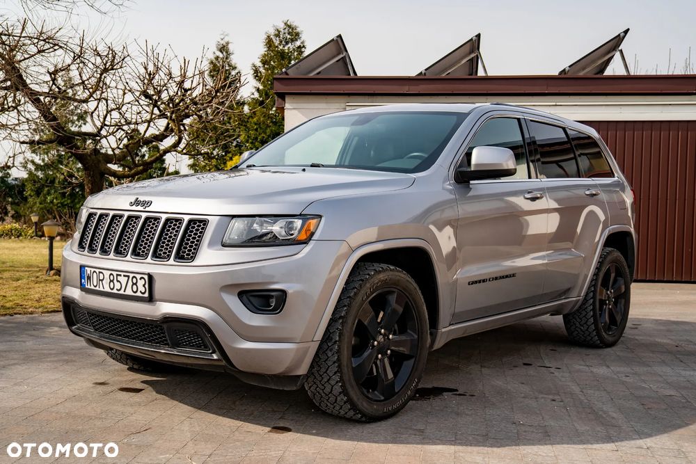 Jeep Grand Cherokee - 1
