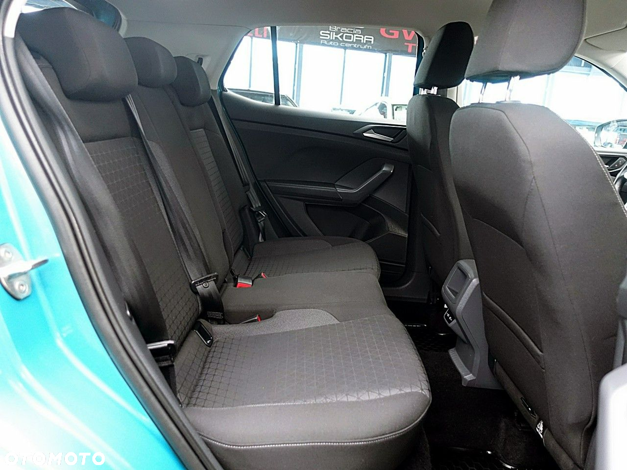 Volkswagen T-Cross - 13