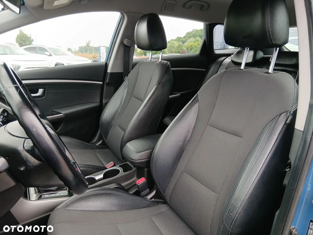 Hyundai i30 1.6 GDI Comfort - 11