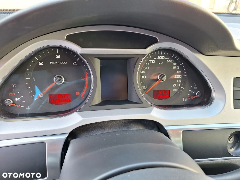 Audi A6 Avant - 18