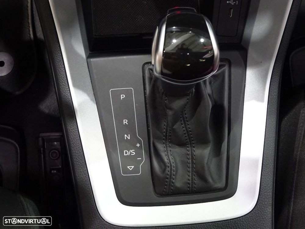 Audi Q3 45 TFSIe S tronic - 33