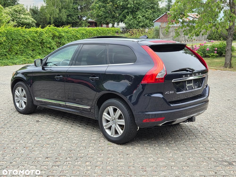 Volvo XC 60 T6 AWD Geartronic Summum - 4