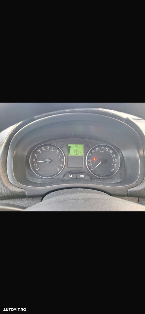 Skoda Fabia - 6