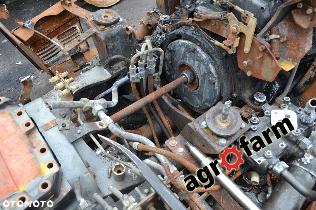 Fendt 411 412 most zwolnica skrzynia blok wał piasta obudowa - 4