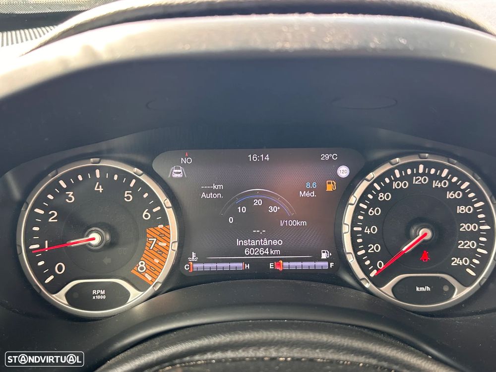 Jeep Renegade 1.0 T Limited — fotografia 6