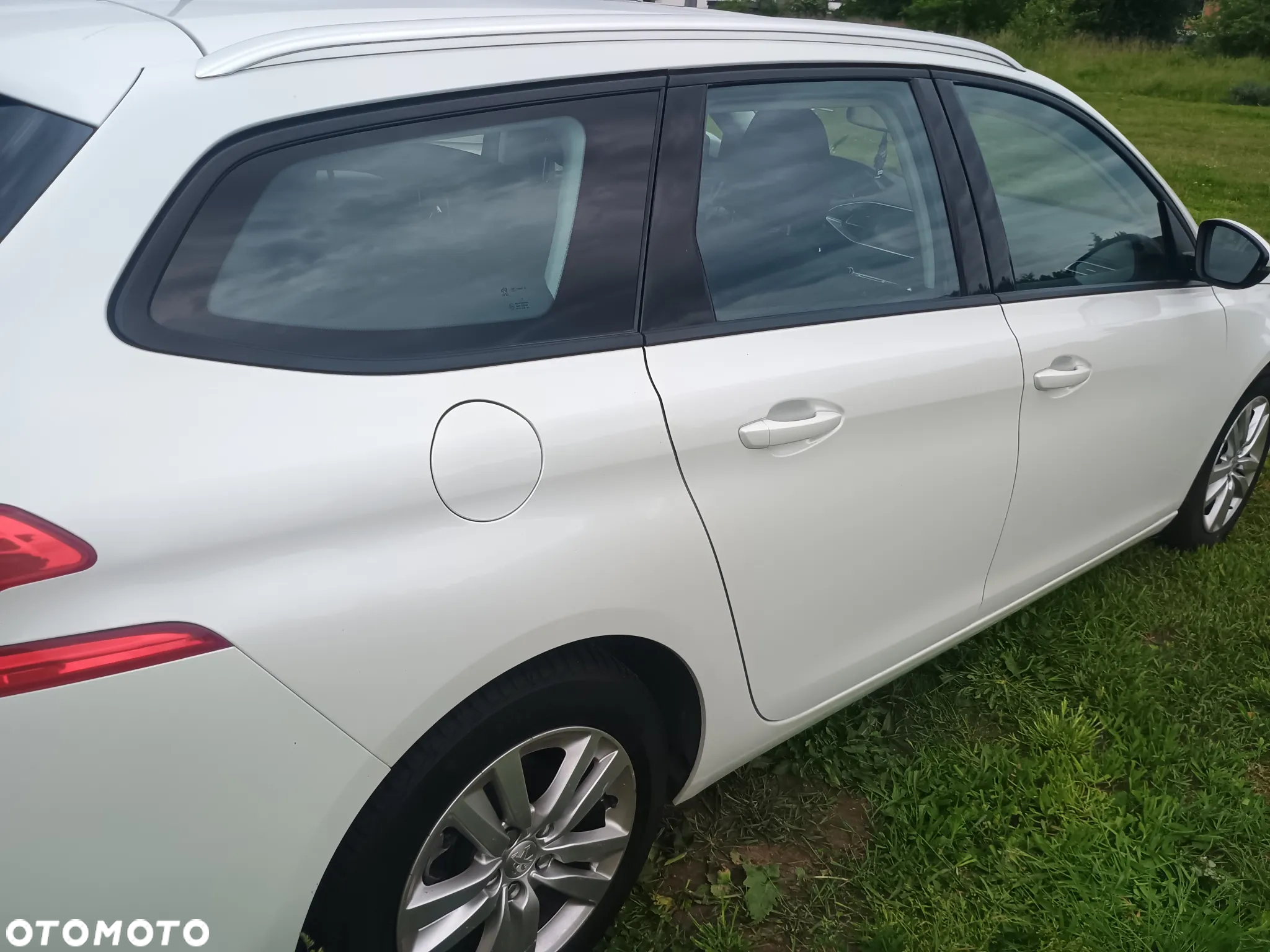 Peugeot 308 SW BlueHDi 120 Stop & Start Business-Line - 13